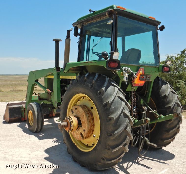 image for item DI0167 1977 John Deere 4430  tractor