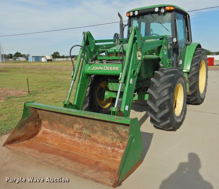 image for item DI0175 2005 John Deere 6420  MFWD tractor