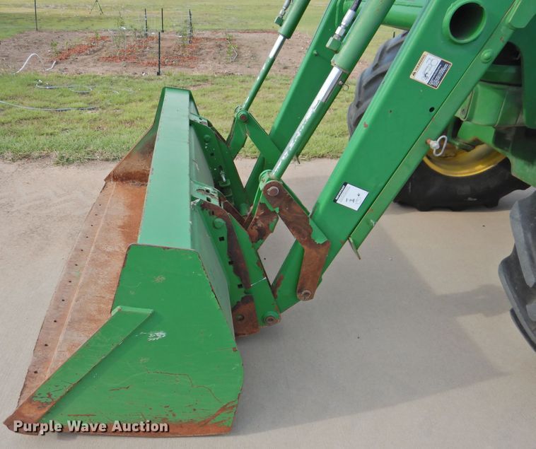 image for item DI0175 2005 John Deere 6420  MFWD tractor