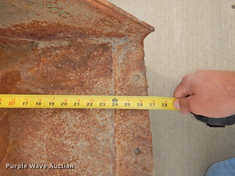 image for item DI0175 2005 John Deere 6420  MFWD tractor