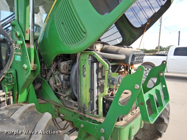 image for item DI0175 2005 John Deere 6420  MFWD tractor