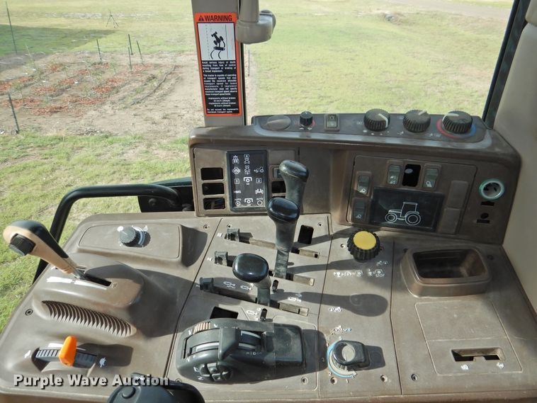 image for item DI0175 2005 John Deere 6420  MFWD tractor