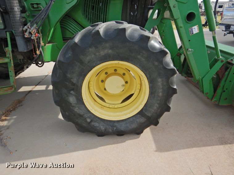image for item DI0175 2005 John Deere 6420  MFWD tractor