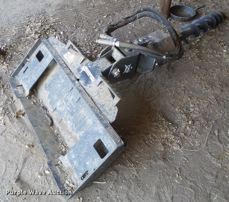 image for item EL9172 2014 Bobcat 15C skid steer post hole auger