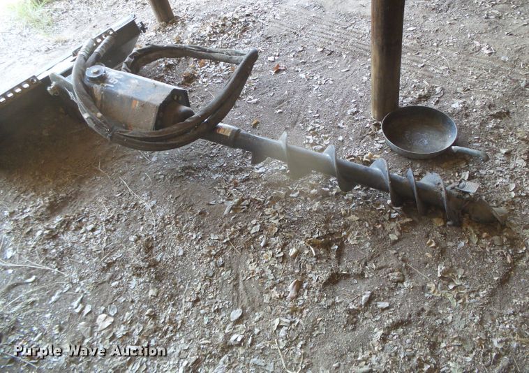 image for item EL9172 2014 Bobcat 15C skid steer post hole auger