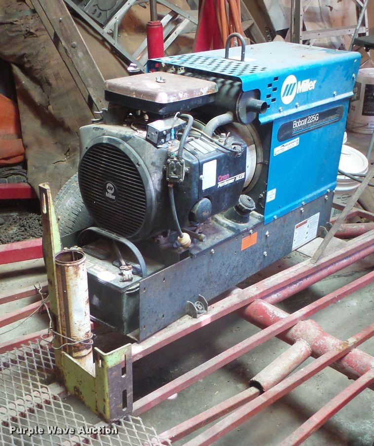 image for item EL9175 Bobcat 225G welder/generator