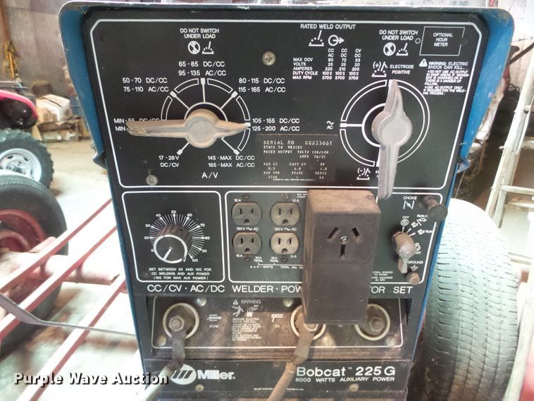 image for item EL9175 Bobcat 225G welder/generator