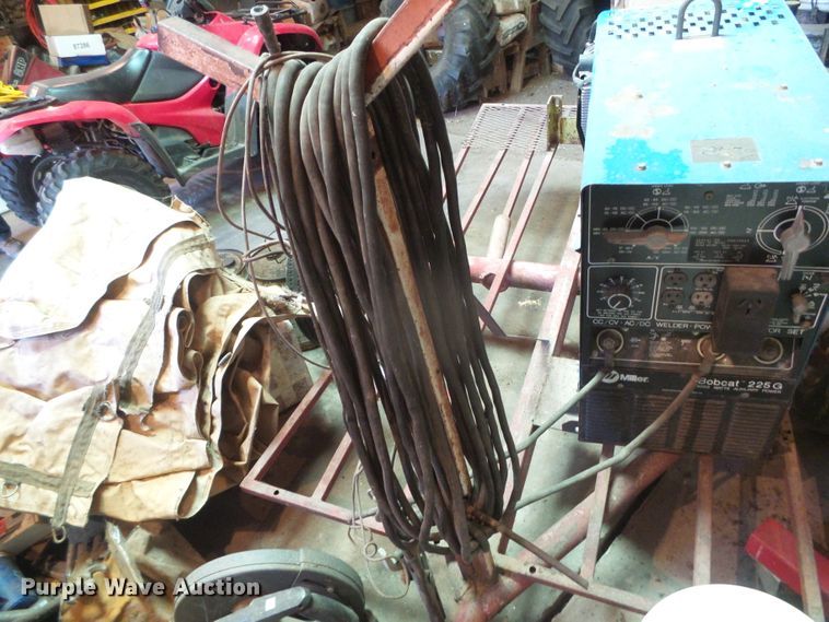 image for item EL9175 Bobcat 225G welder/generator