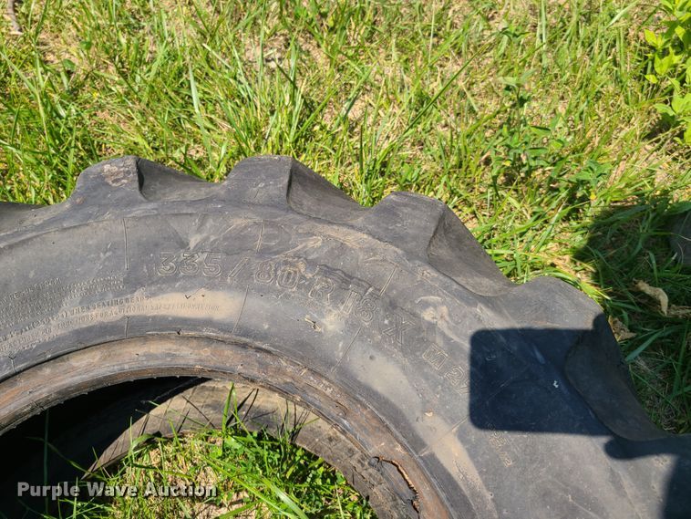 image for item EL9842 (2) tires