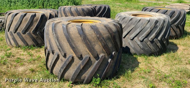 image for item EL9853 (6) 100/50R25 flotation tires and wheels