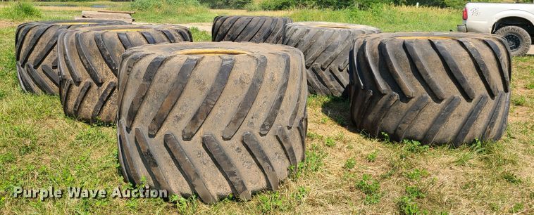 image for item EL9853 (6) 100/50R25 flotation tires and wheels