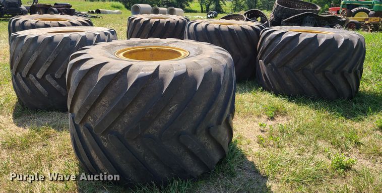 image for item EL9853 (6) 100/50R25 flotation tires and wheels