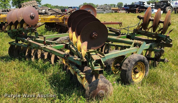 image for item EL9865 John Deere disk