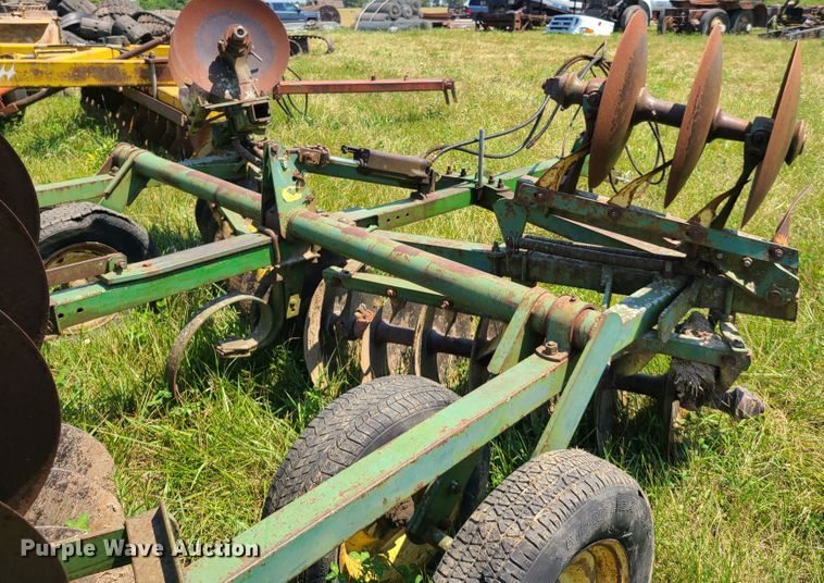 image for item EL9865 John Deere disk