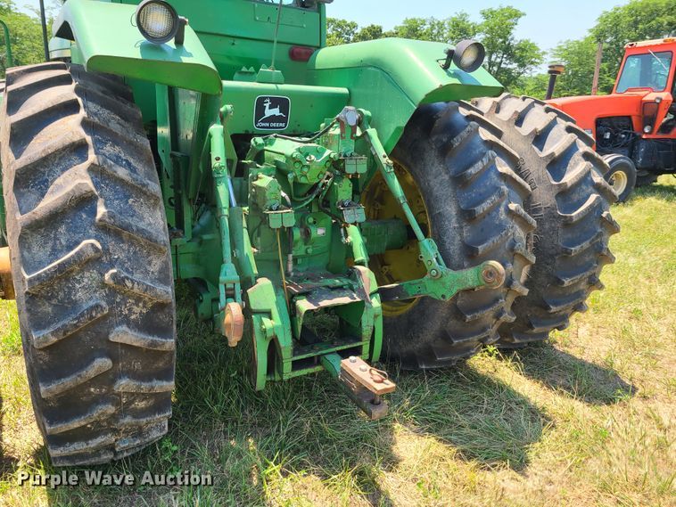 image for item EL9866 1980 John Deere 8640  4WD tractor