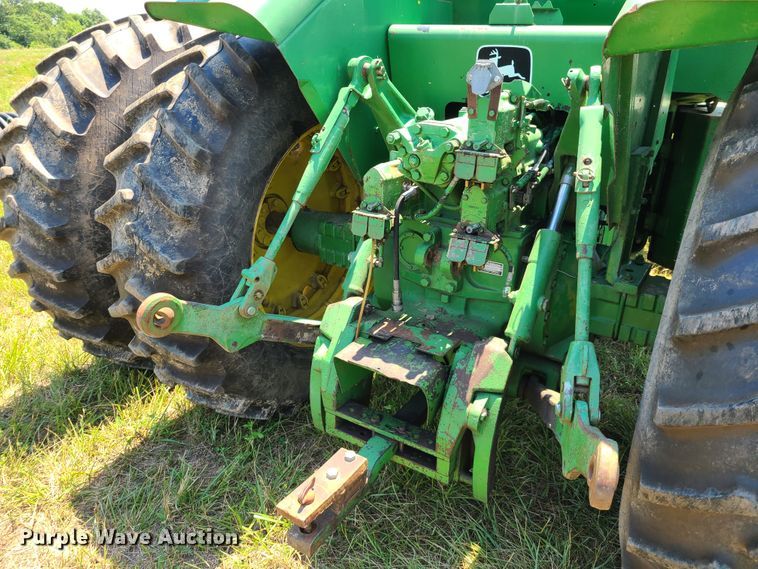 image for item EL9866 1980 John Deere 8640  4WD tractor