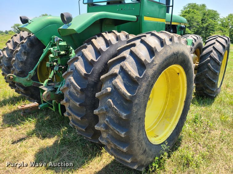 image for item EL9866 1980 John Deere 8640  4WD tractor