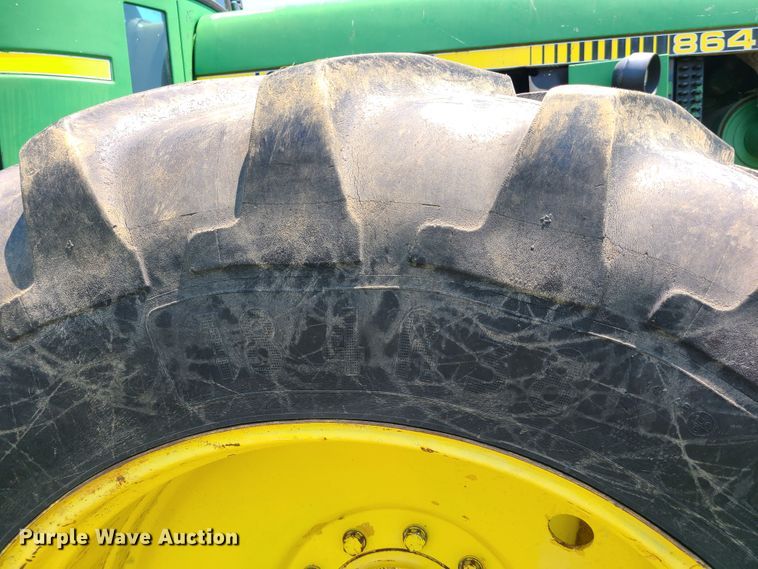 image for item EL9866 1980 John Deere 8640  4WD tractor