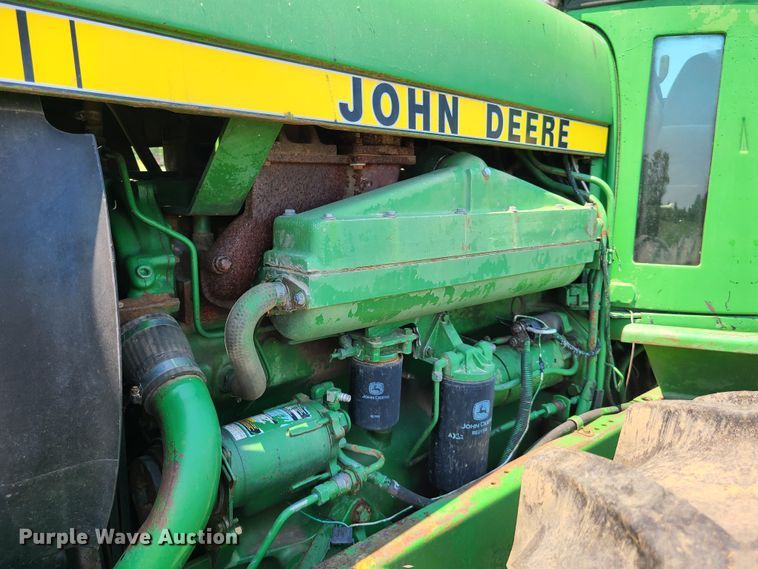 image for item EL9866 1980 John Deere 8640  4WD tractor