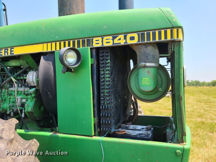 image for item EL9866 1980 John Deere 8640  4WD tractor
