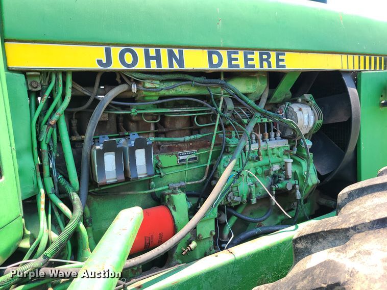 image for item EL9866 1980 John Deere 8640  4WD tractor