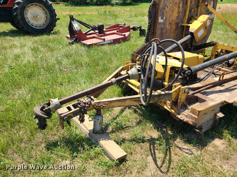 image for item EL9867 Woods batwing rotary mower