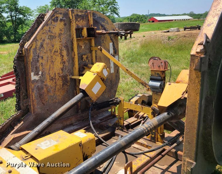 image for item EL9867 Woods batwing rotary mower