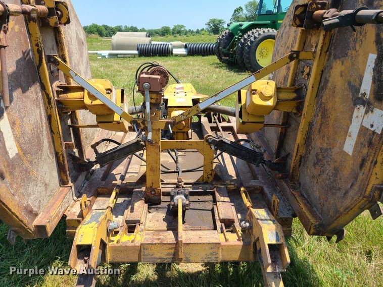 image for item EL9867 Woods batwing rotary mower