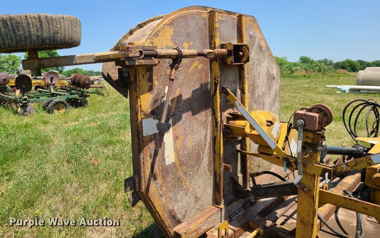 image for item EL9867 Woods batwing rotary mower