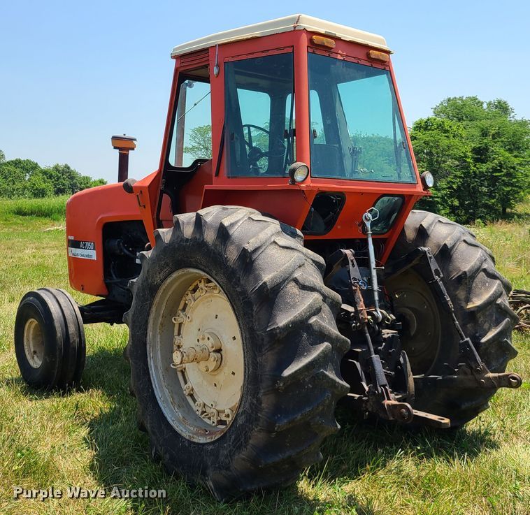image for item EL9869 Allis Chalmers 7050  tractor