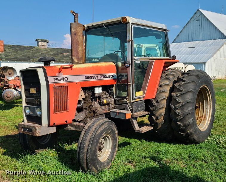 image for item EL9901 1982 Massey-Ferguson 2640  tractor