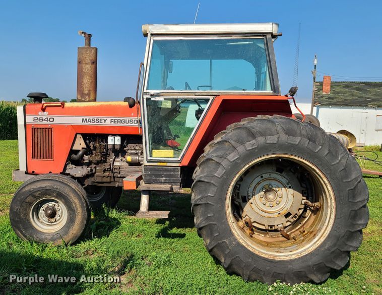 image for item EL9901 1982 Massey-Ferguson 2640  tractor