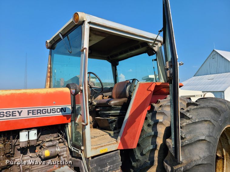 image for item EL9901 1982 Massey-Ferguson 2640  tractor