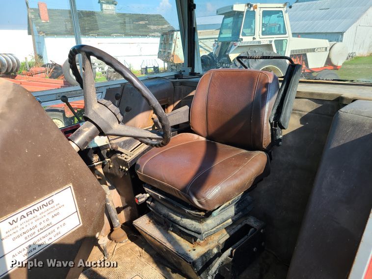 image for item EL9901 1982 Massey-Ferguson 2640  tractor