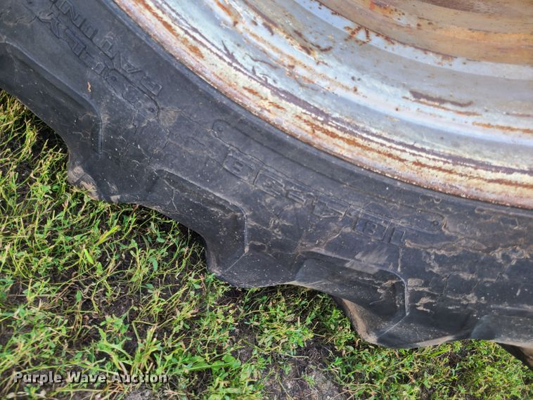 image for item EL9901 1982 Massey-Ferguson 2640  tractor