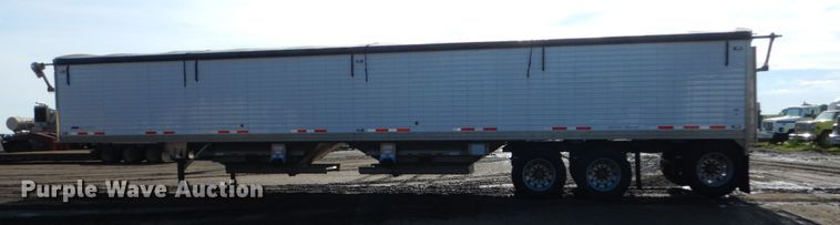 image for item GA9135 2016 Timpte Super Hopper double hopper bottom grain trailer