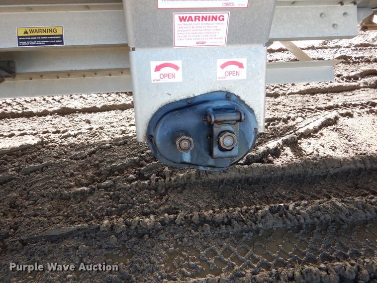 image for item GA9135 2016 Timpte Super Hopper double hopper bottom grain trailer