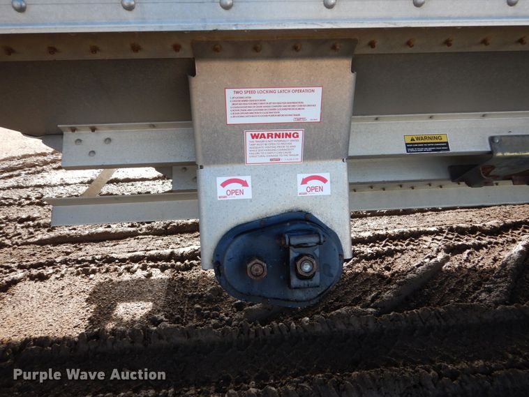 image for item GA9135 2016 Timpte Super Hopper double hopper bottom grain trailer