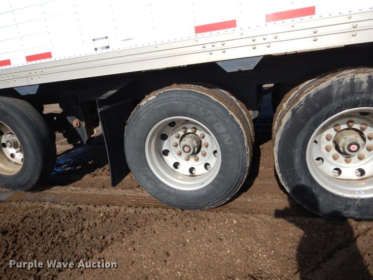 image for item GA9135 2016 Timpte Super Hopper double hopper bottom grain trailer