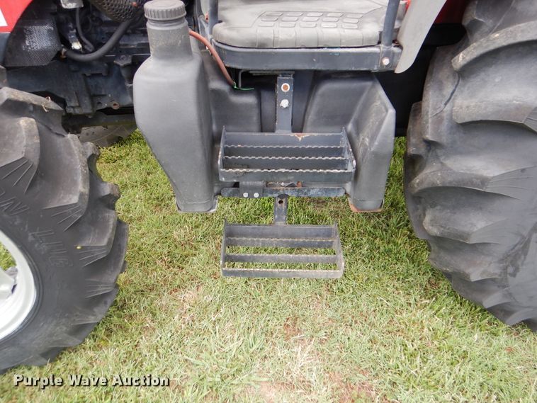 image for item GM9068 2004 Case IH JX65  tractor