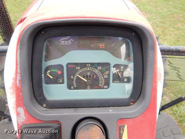 image for item GM9068 2004 Case IH JX65  tractor