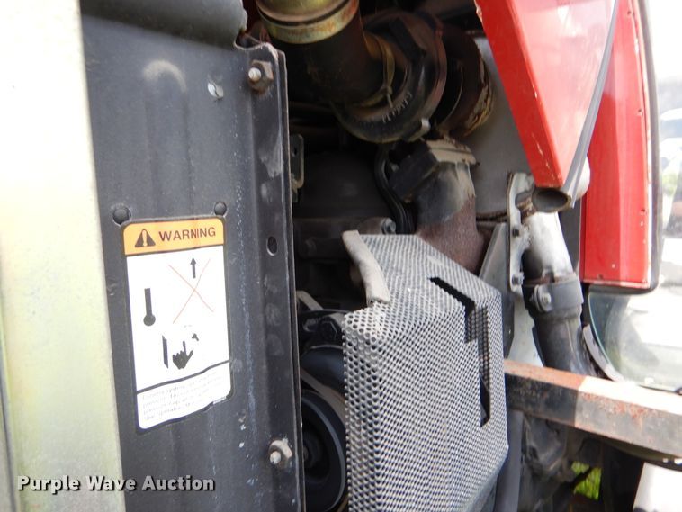 image for item GM9068 2004 Case IH JX65  tractor