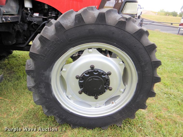 image for item GM9068 2004 Case IH JX65  tractor