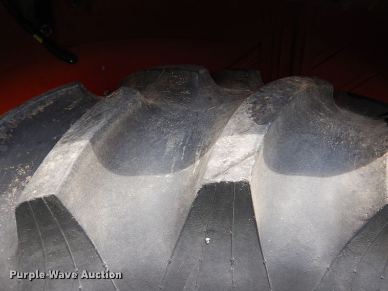 image for item GM9068 2004 Case IH JX65  tractor