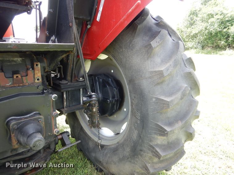 image for item GM9068 2004 Case IH JX65  tractor