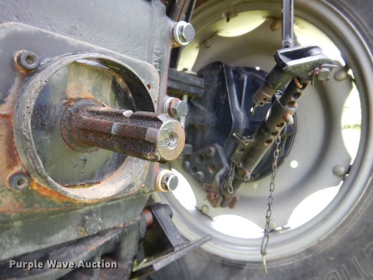 image for item GM9068 2004 Case IH JX65  tractor