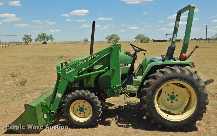 image for item GN9952 2002 John Deere 790  MFWD tractor
