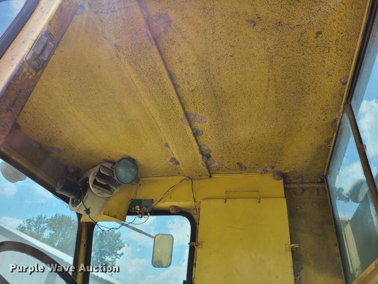 image for item GT9174 John Deere 55 combine