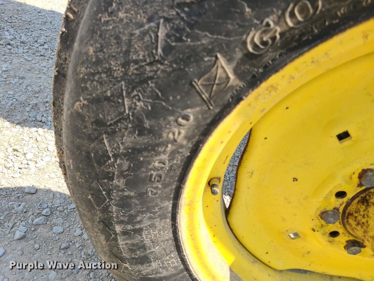 image for item GT9174 John Deere 55 combine