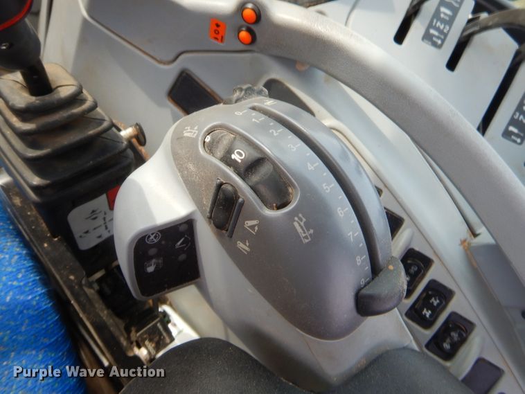 image for item GT9269 2016 New Holland T6.180  tractor